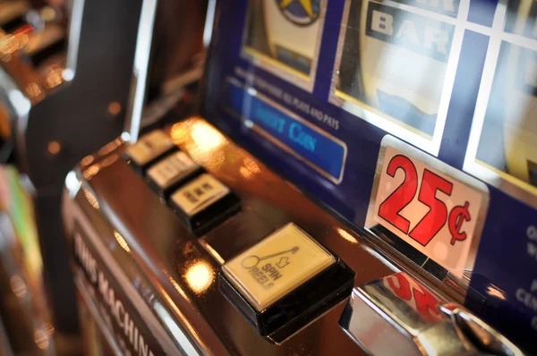 Wild West Gold slot game interface showing five reels and frontier-themed symbols